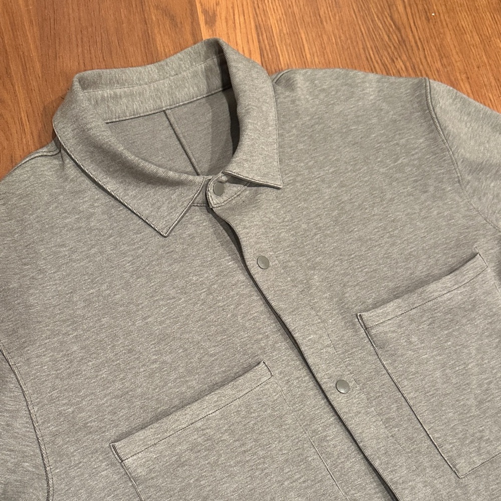 lululemon athletica Men's Heather Grey Performance Jacket Shirt - Picture 2 of 2